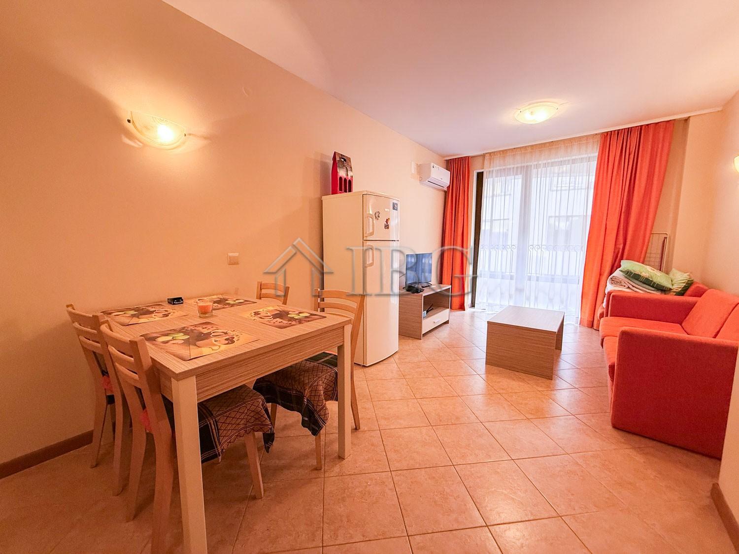 Apartment with One Bedroom Royal Sun, Sunny Beach — photo 6 of 25