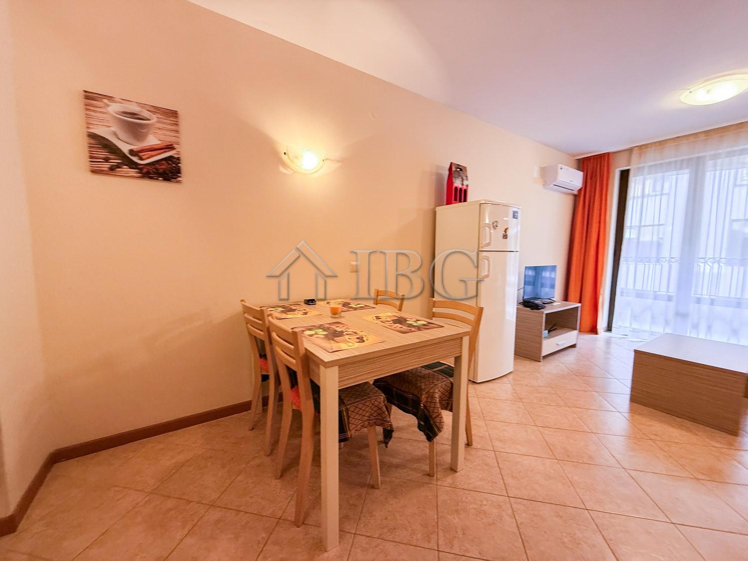 Apartment with One Bedroom Royal Sun, Sunny Beach — photo 7 of 25