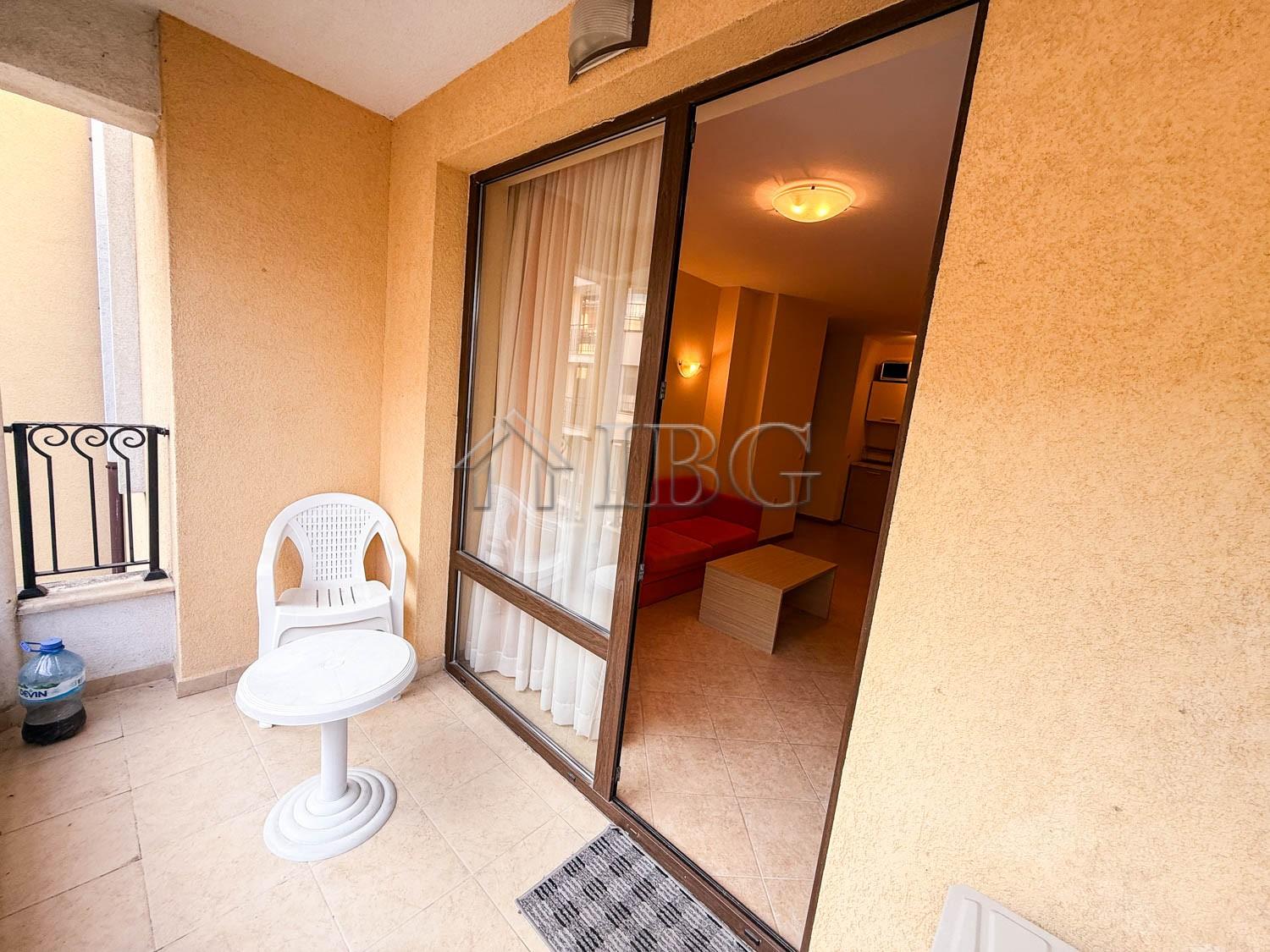 Apartment with One Bedroom Royal Sun, Sunny Beach — photo 10 of 25