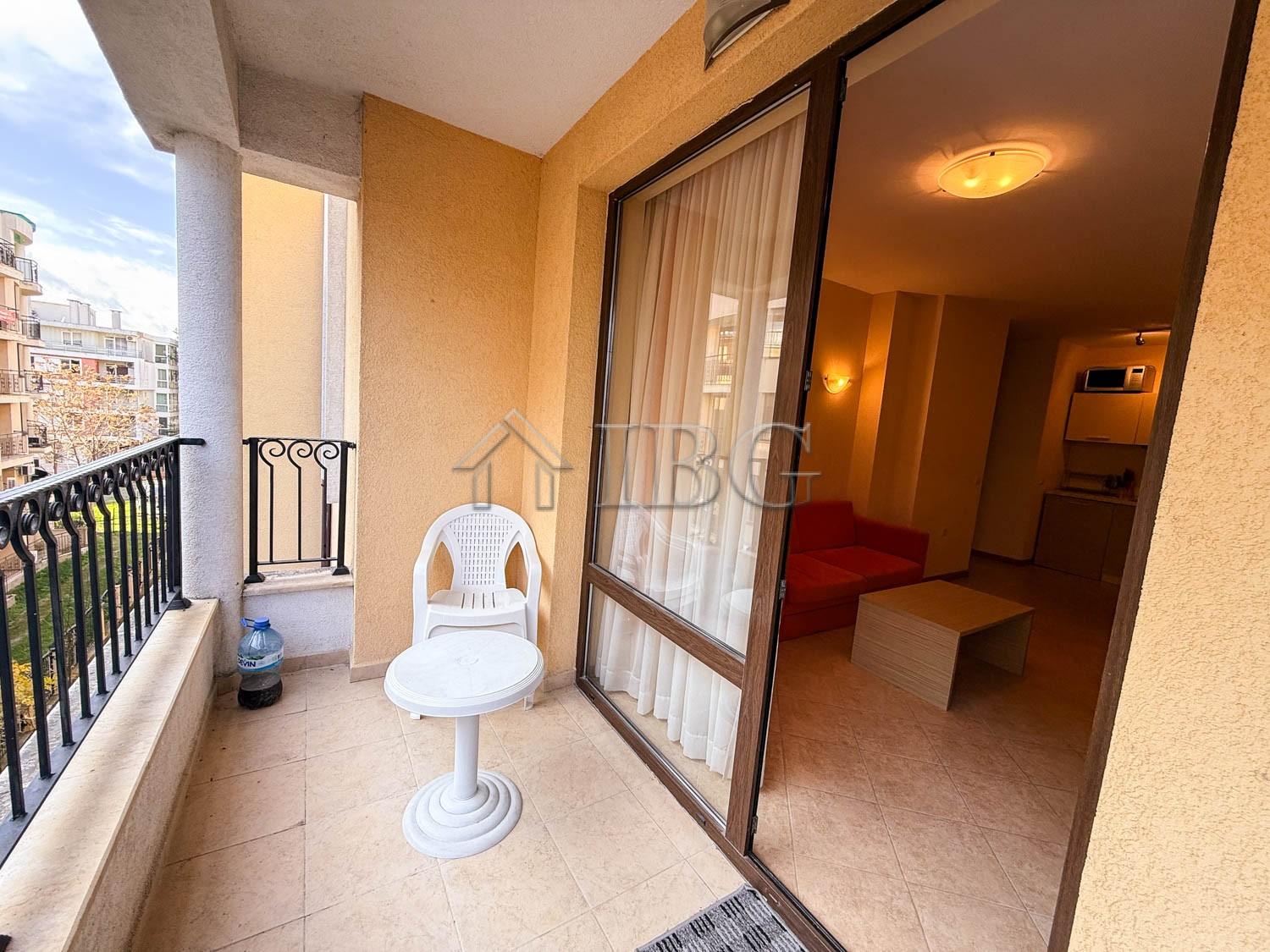 Apartment with One Bedroom Royal Sun, Sunny Beach — photo 11 of 25