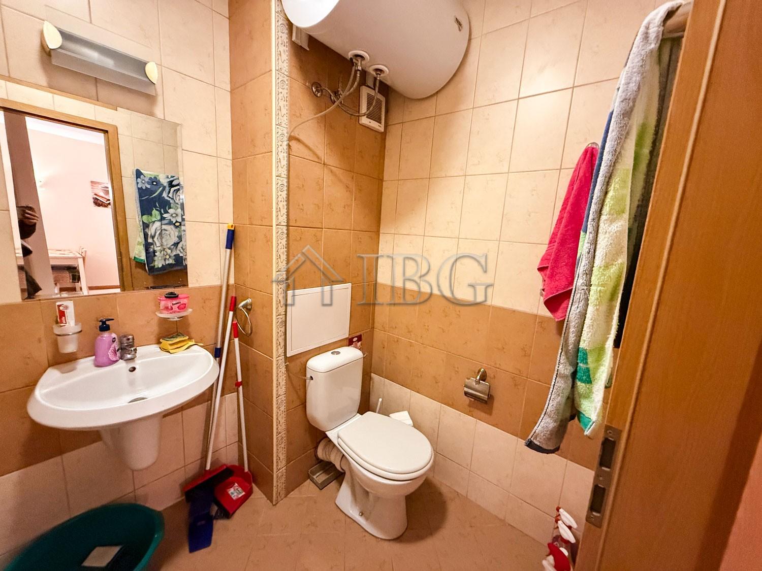 Apartment with One Bedroom Royal Sun, Sunny Beach — photo 18 of 25