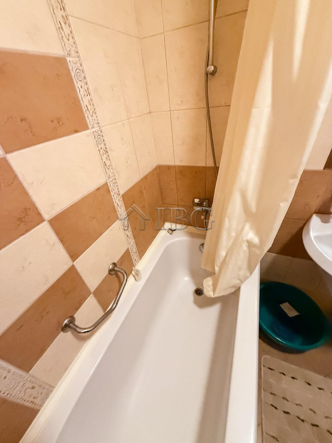 Apartment with One Bedroom Royal Sun, Sunny Beach — photo 21 of 25