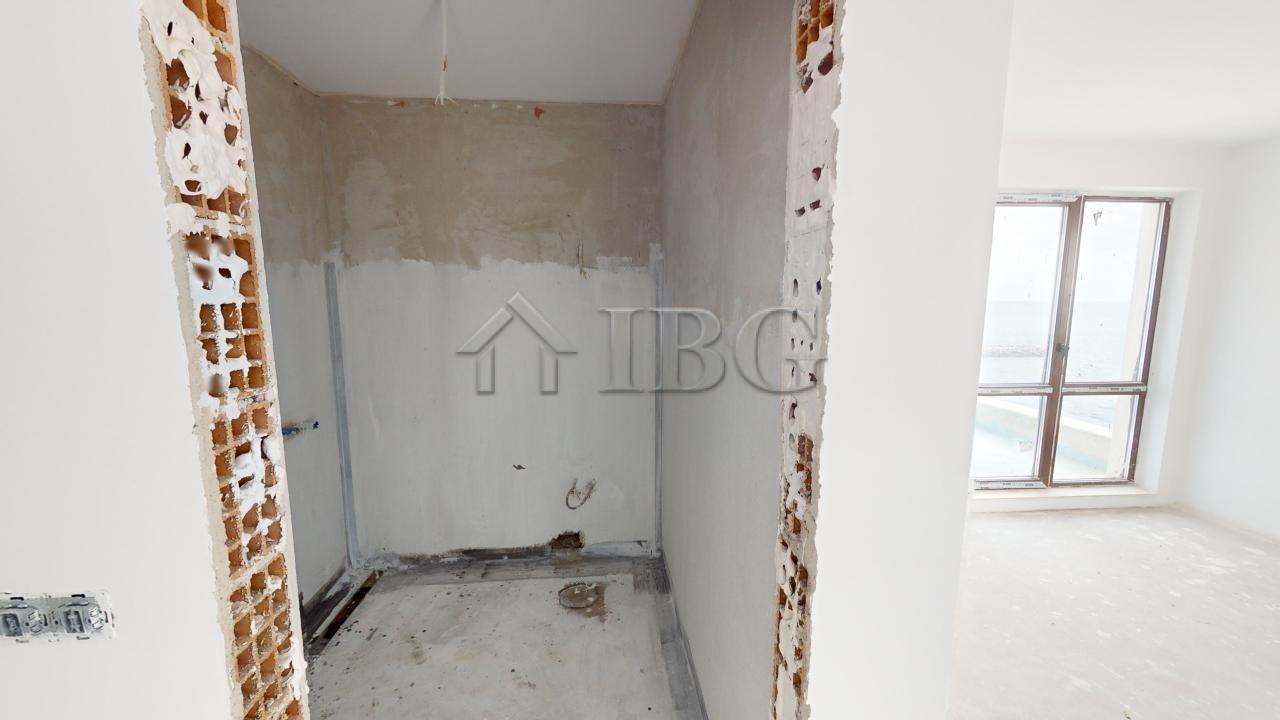 2-Bedroom Apartment with Sea View in Villa Metara, Ravda — photo 25 of 25
