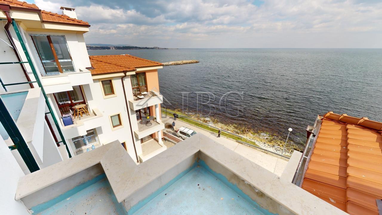 2-Bedroom Apartment with Sea View in Villa Metara, Ravda — main photo