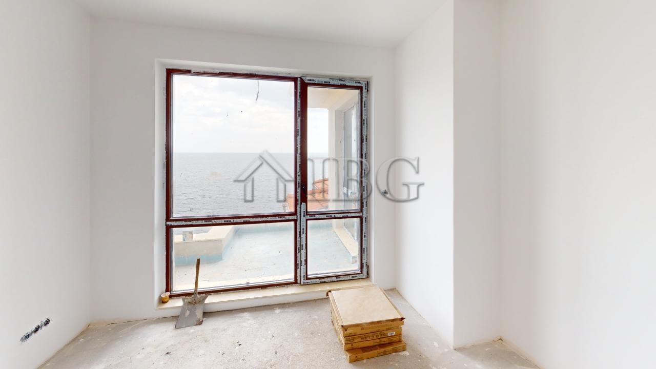 2-Bedroom Apartment with Sea View in Villa Metara, Ravda — photo 17 of 25