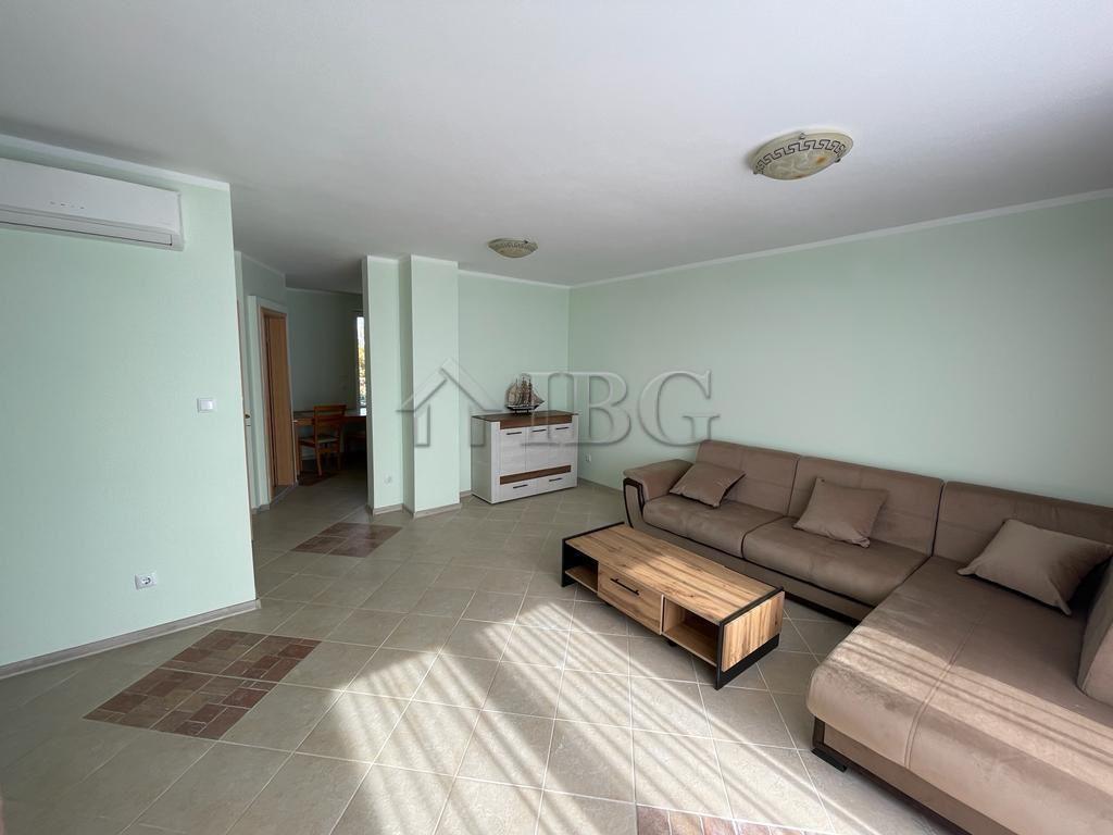 3-Bedroom Penthouse in Oasis Complex, Ravda — First Line to the Sea — photo 24 of 25