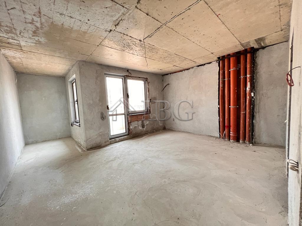 3 Bedroom Apartment on Three Levels with Panoramic Sea Views in Arthur Complex, Sveti Vlas — photo 16 of 20