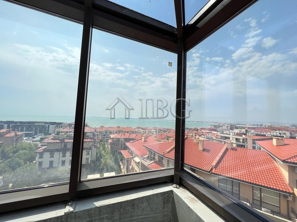 3 Bedroom Apartment on Three Levels with Panoramic Sea Views in Arthur Complex, Sveti Vlas — photo 3