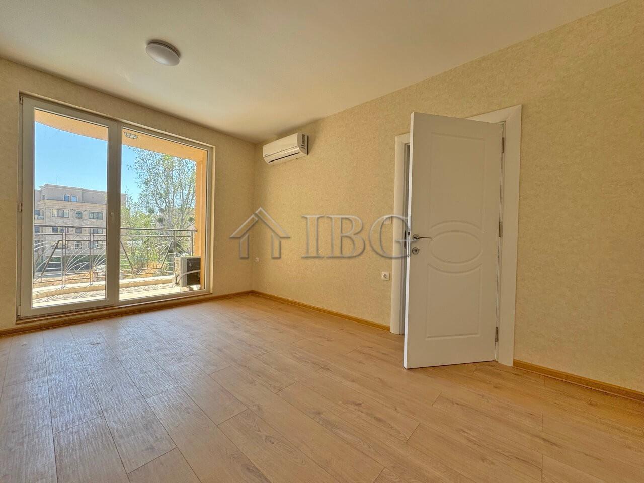 Bright & Spacious 1-Bedroom Apartment with Pool View - Aphrodite Green, Sunny Beach — photo 10 of 12