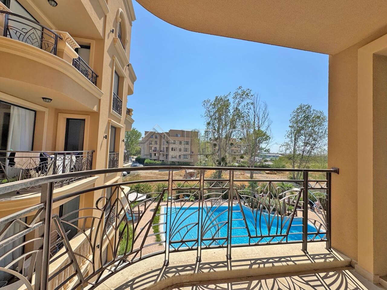 Bright & Spacious 1-Bedroom Apartment with Pool View - Aphrodite Green, Sunny Beach — Sunny Beach
