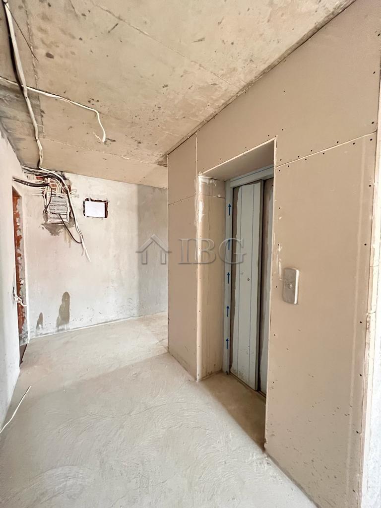 3 Bedroom Apartment on Three Levels with Panoramic Sea Views in Arthur Complex, Sveti Vlas — photo 17 of 20