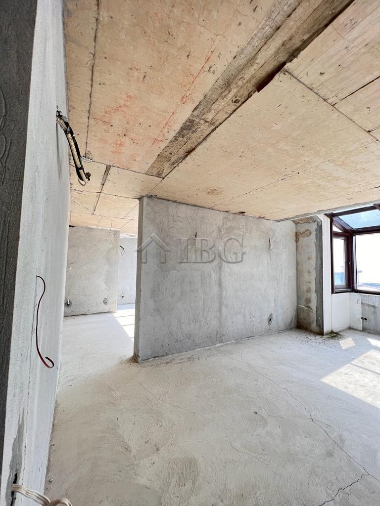 3 Bedroom Apartment on Three Levels with Panoramic Sea Views in Arthur Complex, Sveti Vlas — photo 18 of 20