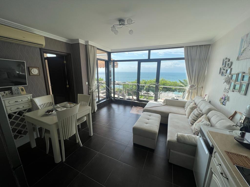 Luxurious Two-Bedroom Apartment with Stunning Sea View in Dolce Vita 2, Sveti Vlas — photo 2