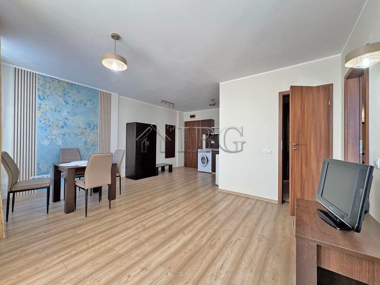 Bright 1-Bedroom Apartment with Pool View - Camelot, Sunny Beach — photo 6