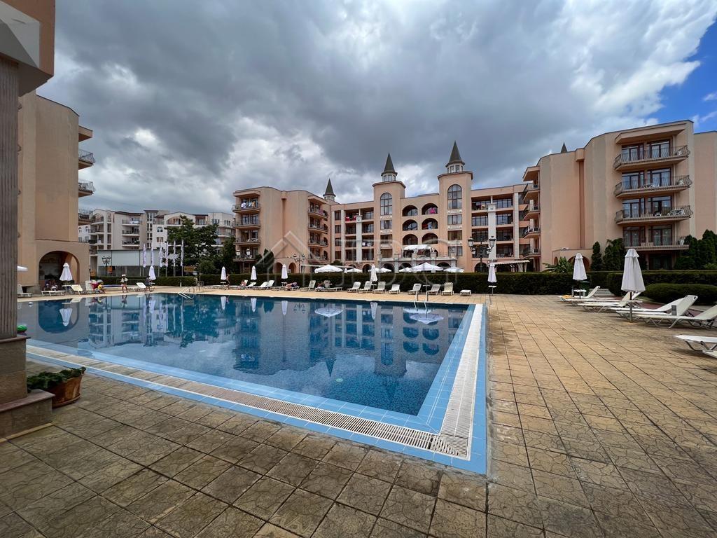 Spacious Studio with Pool View in Palazzo Complex, Sunny Beach — photo 3