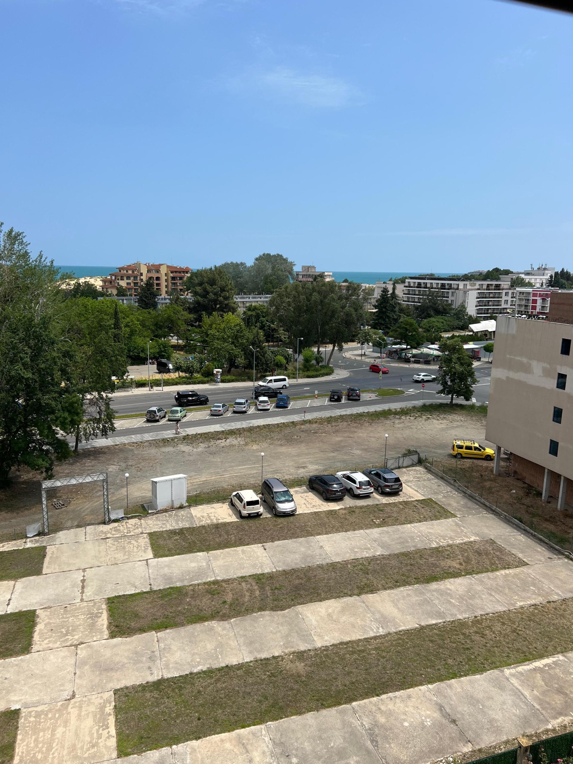One-Bedroom Maisonette with Partial Sea View in Global Villa, Sunny Beach — photo 20 of 20