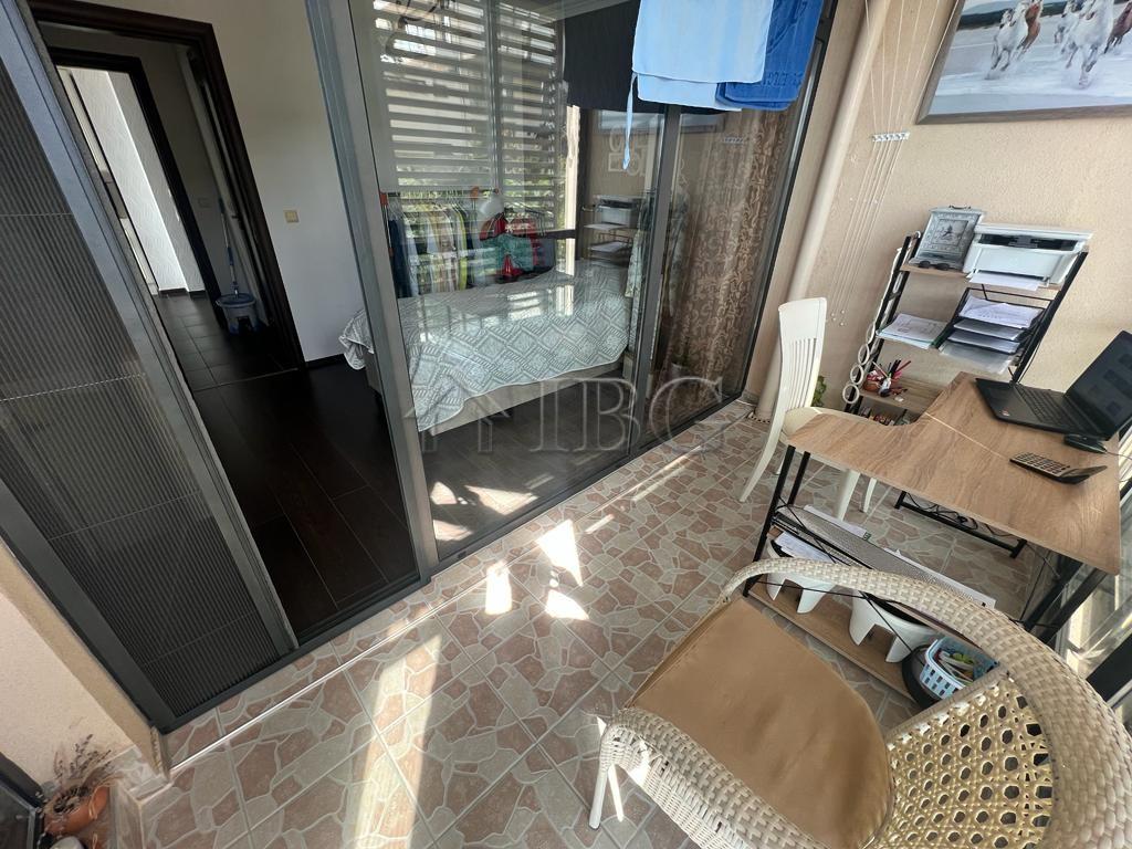 Luxurious Two-Bedroom Apartment with Stunning Sea View in Dolce Vita 2, Sveti Vlas — photo 7 of 14