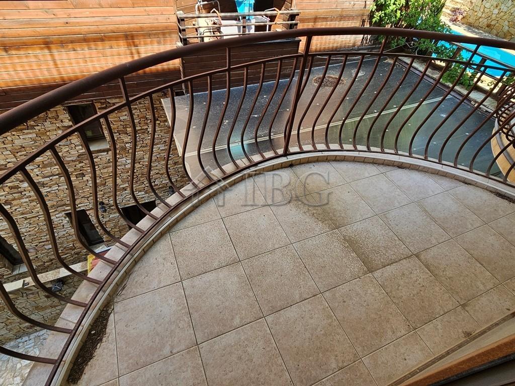 2-Bedroom Apartment with Sea View, Rusalka District, Sveti Vlas — photo 10 of 20