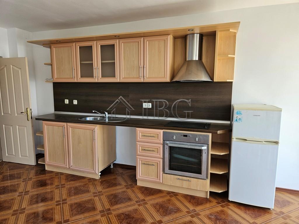 2-Bedroom Apartment with Sea View, Rusalka District, Sveti Vlas — photo 2