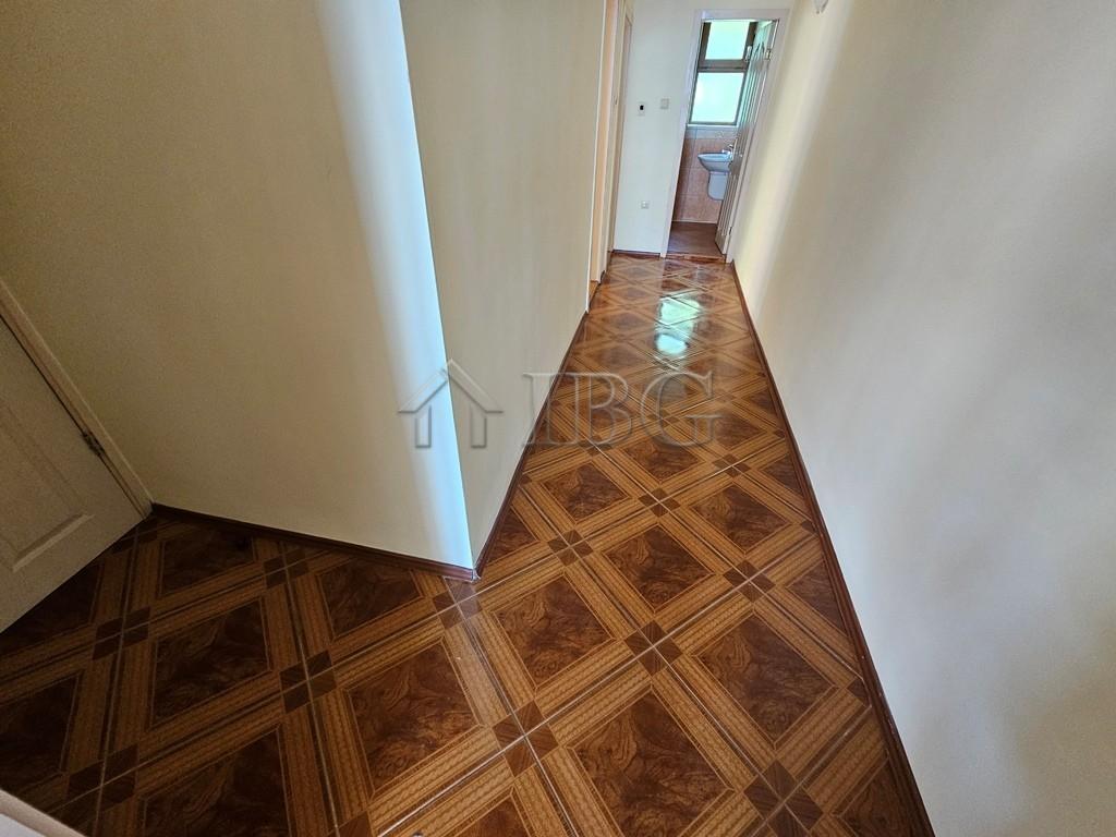 2-Bedroom Apartment with Sea View, Rusalka District, Sveti Vlas — photo 19 of 20