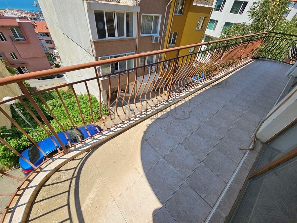 2-Bedroom Apartment with Sea View, Rusalka District, Sveti Vlas — photo 9 of 20