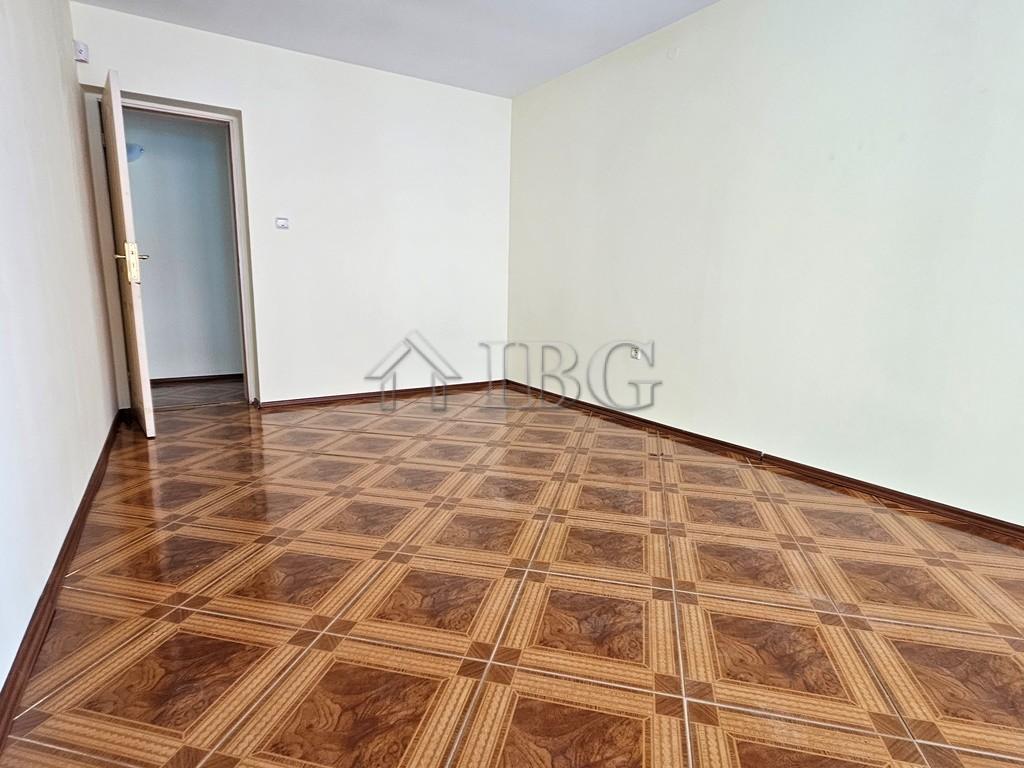 2-Bedroom Apartment with Sea View, Rusalka District, Sveti Vlas — photo 20 of 20