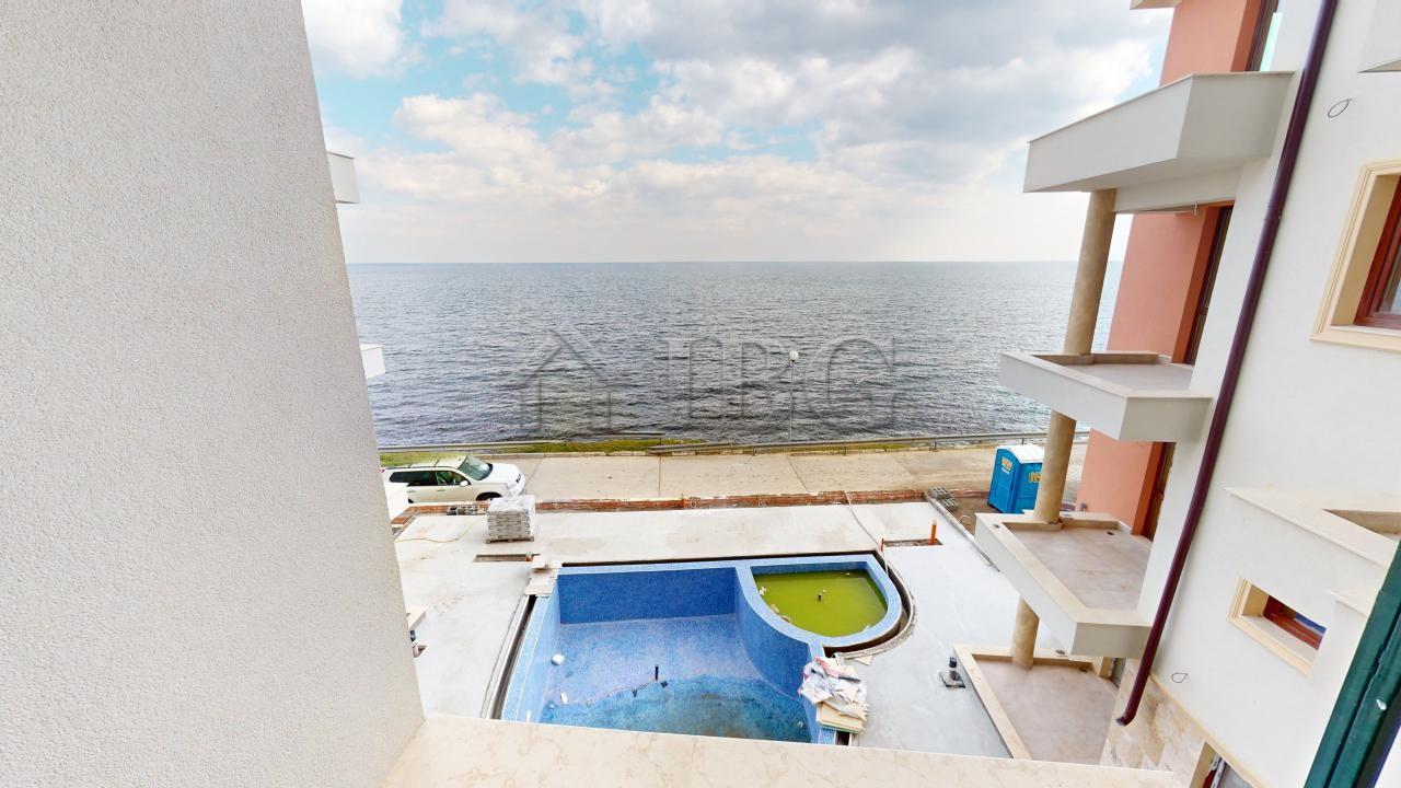 1-Bedroom Apartment with Sea View in Villa Metara, Ravda — photo 7 of 25