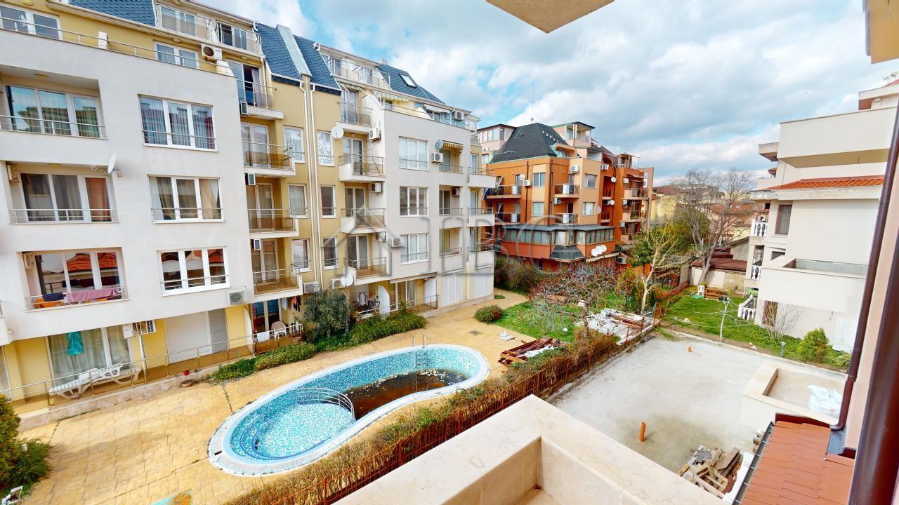 1-Bedroom Apartment with Sea View in Villa Metara, Ravda — photo 4