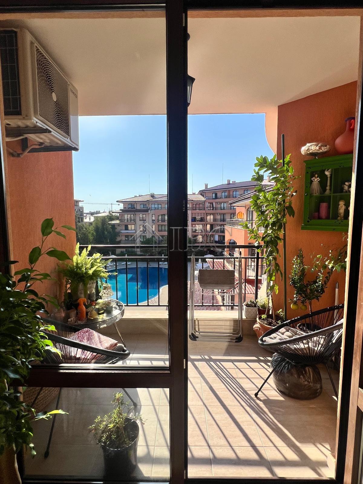One-Bedroom Apartment with Pool and Partial Sea View in Star Dreams, Sveti Vlas — Sveti Vlas