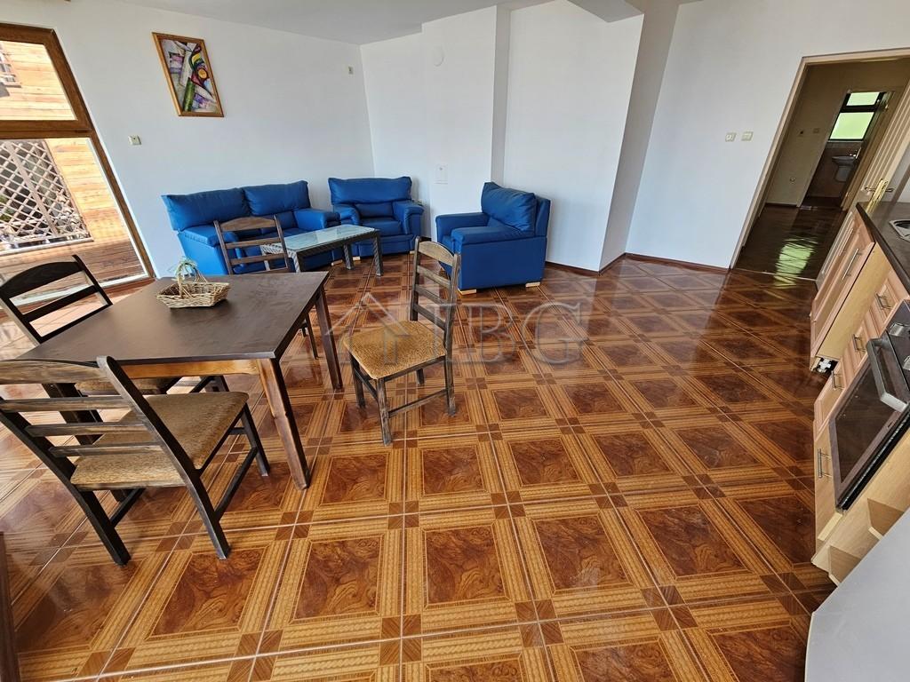 2-Bedroom Apartment with Sea View, Rusalka District, Sveti Vlas — photo 14 of 20