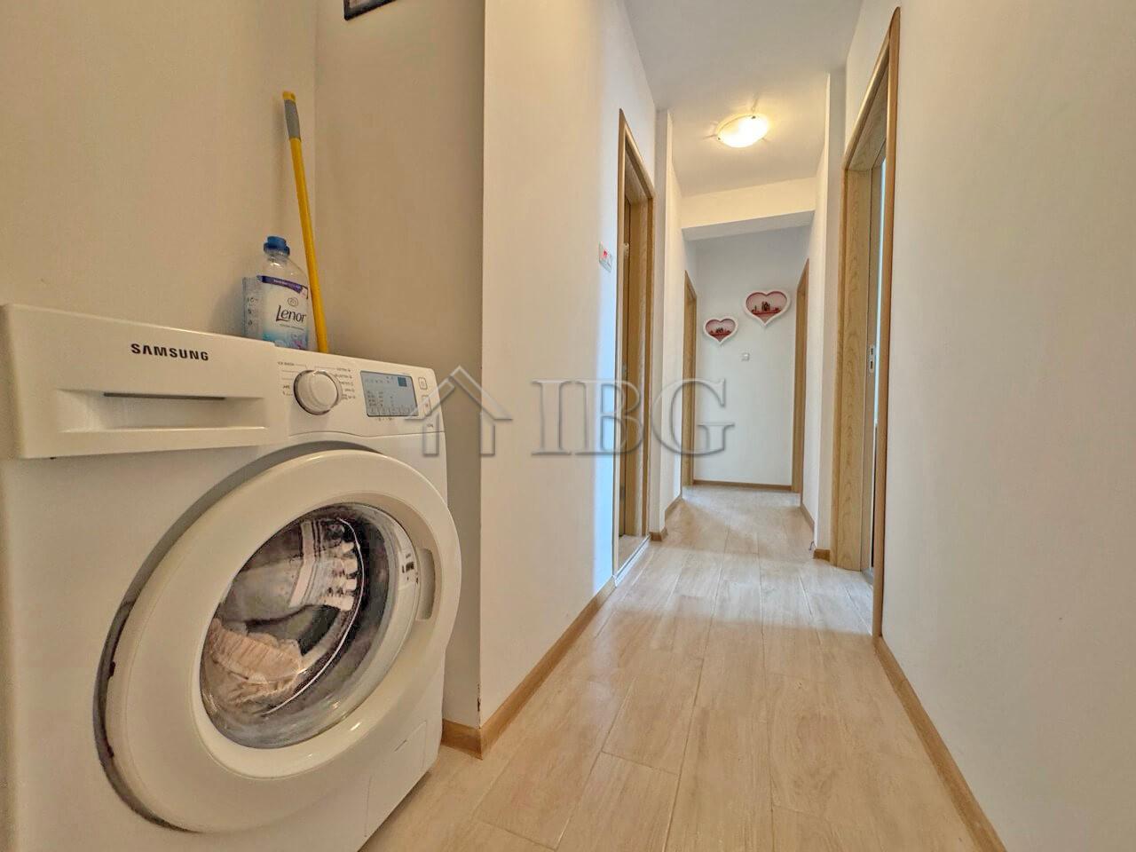 2-Bedroom Apartment with Direct Pool Access - Messembria Resort, Sunny Beach — photo 9 of 13