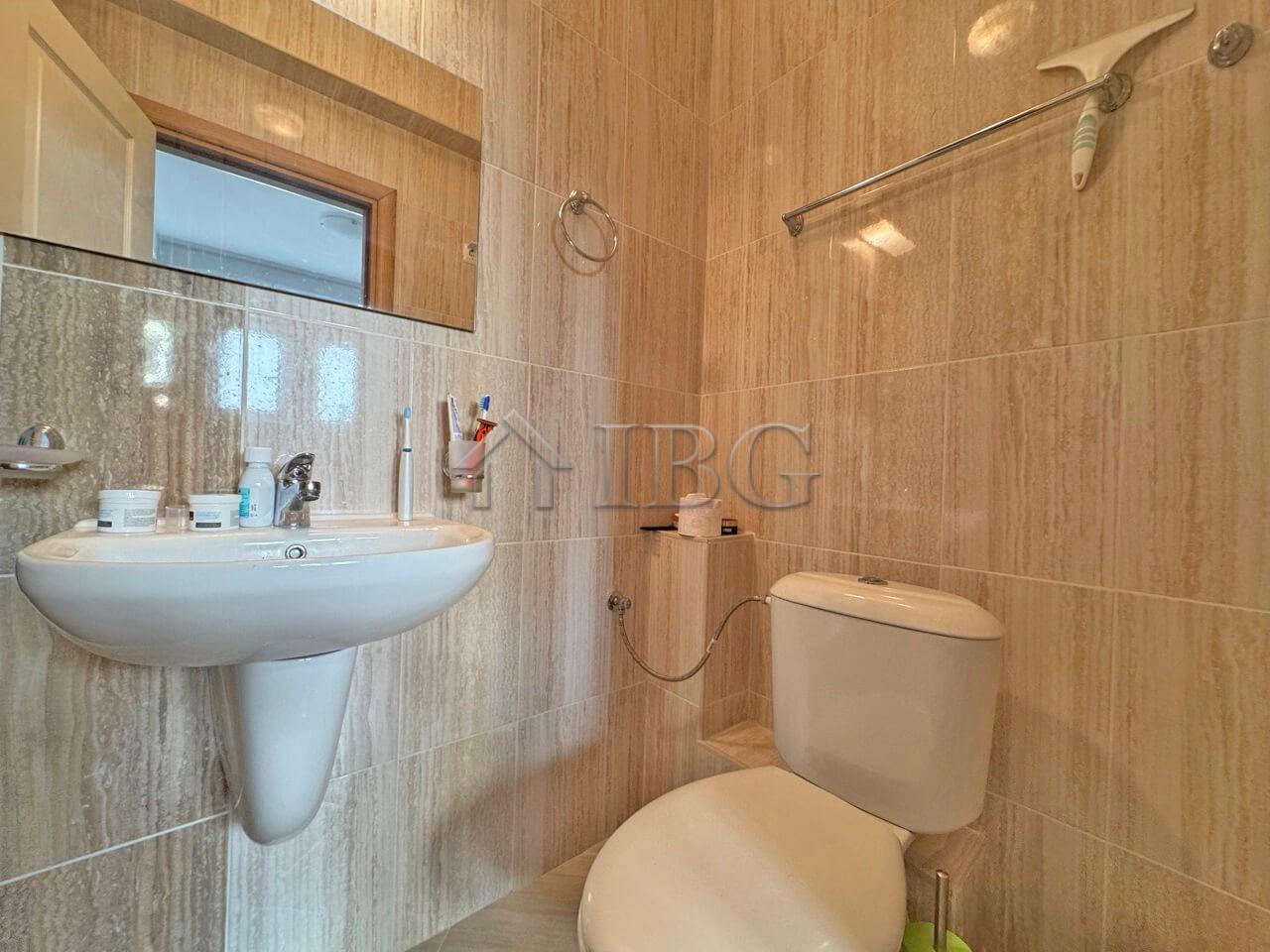 2-Bedroom Apartment with Direct Pool Access - Messembria Resort, Sunny Beach — photo 12 of 13