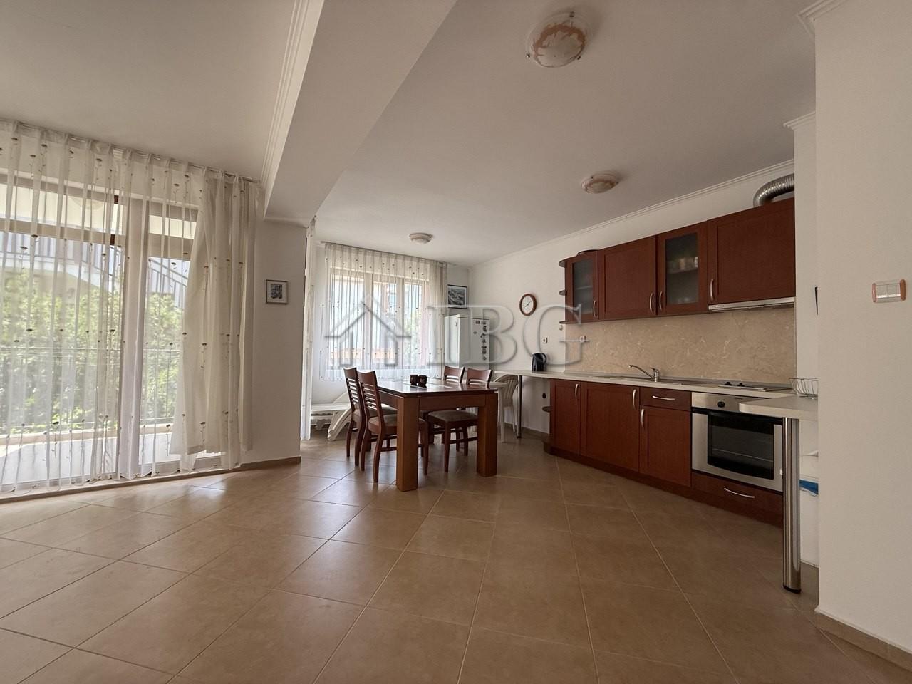 Spacious One-Bedroom Apartment in Tili Complex, Aurelia District - Nessebar — photo 15 of 20