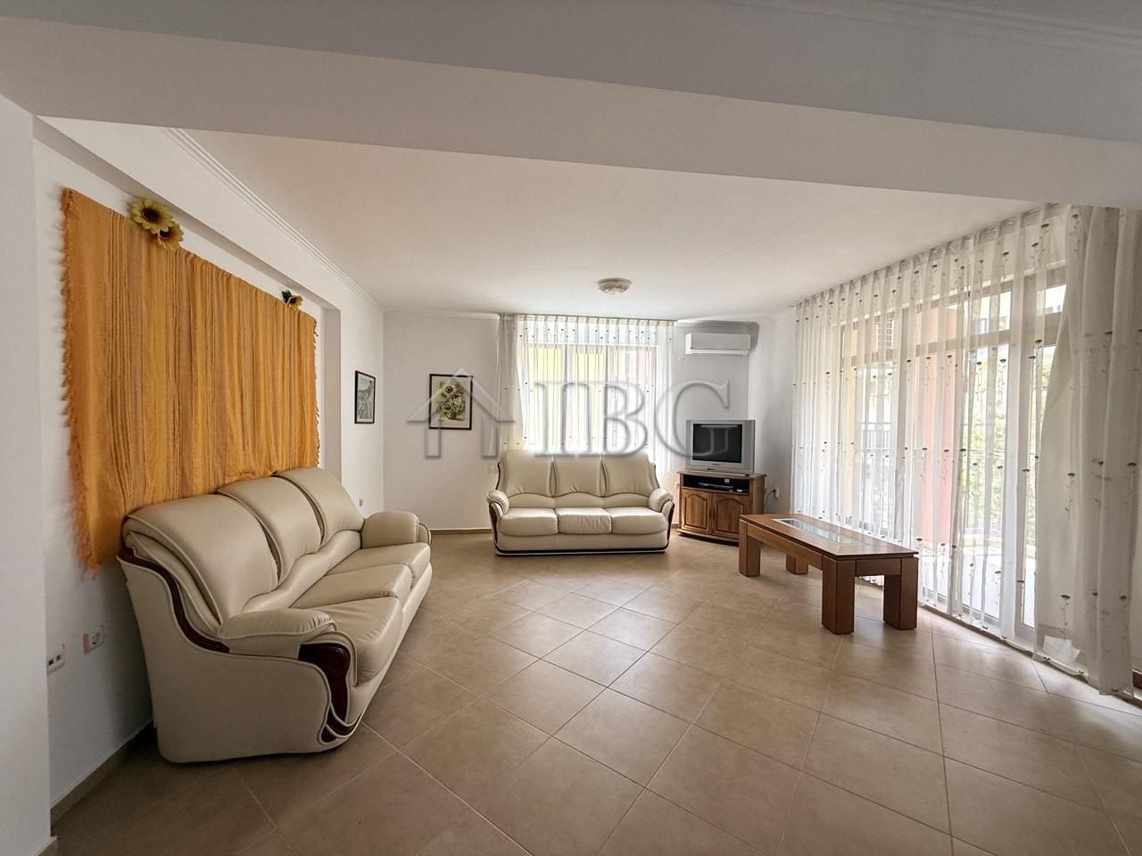 Spacious One-Bedroom Apartment in Tili Complex, Aurelia District - Nessebar — photo 10 of 20