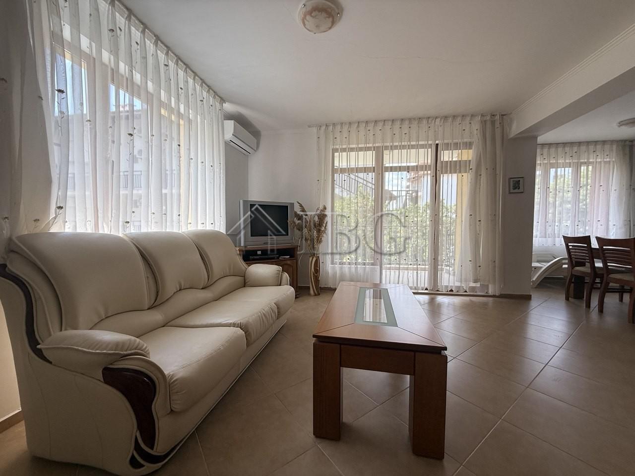 Spacious One-Bedroom Apartment in Tili Complex, Aurelia District - Nessebar — photo 6 of 20