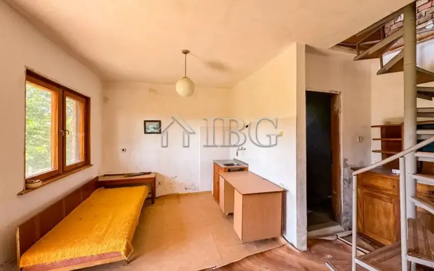 Three-Story House with Land in the Village of Kitka, Burgas Region — photo 5