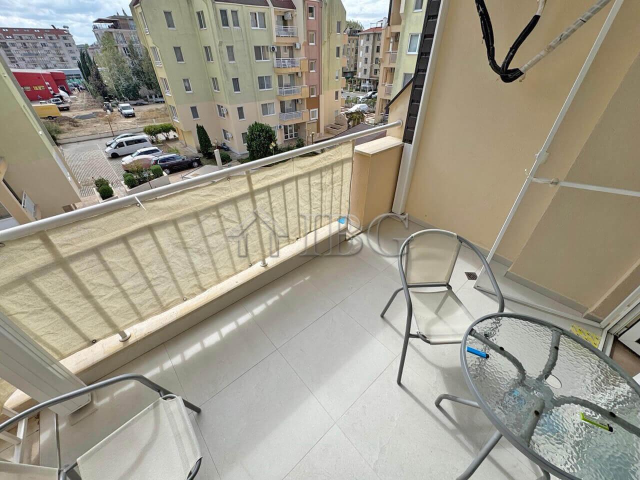 Bright 1-Bedroom Apartment in Sea Dreams Complex, Sunny Beach — photo 5 of 11