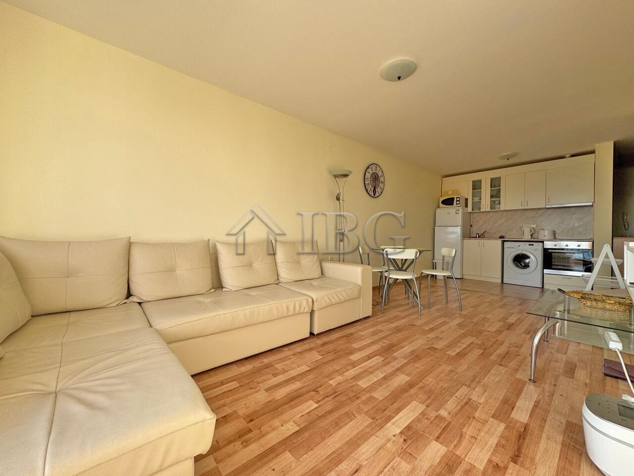 2-Bedroom Apartment with Sea View - Sea Fort Club, Sveti Vlas — photo 9 of 13