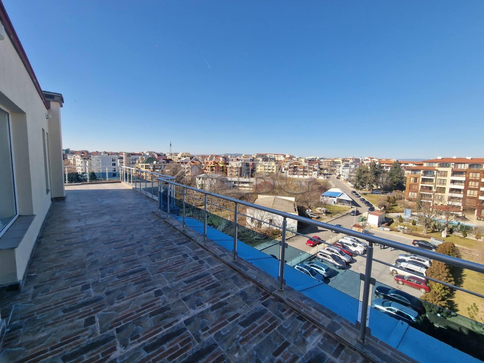 3-Bedroom Penthouse in Oasis Complex, Ravda — First Line to the Sea — photo 7 of 25
