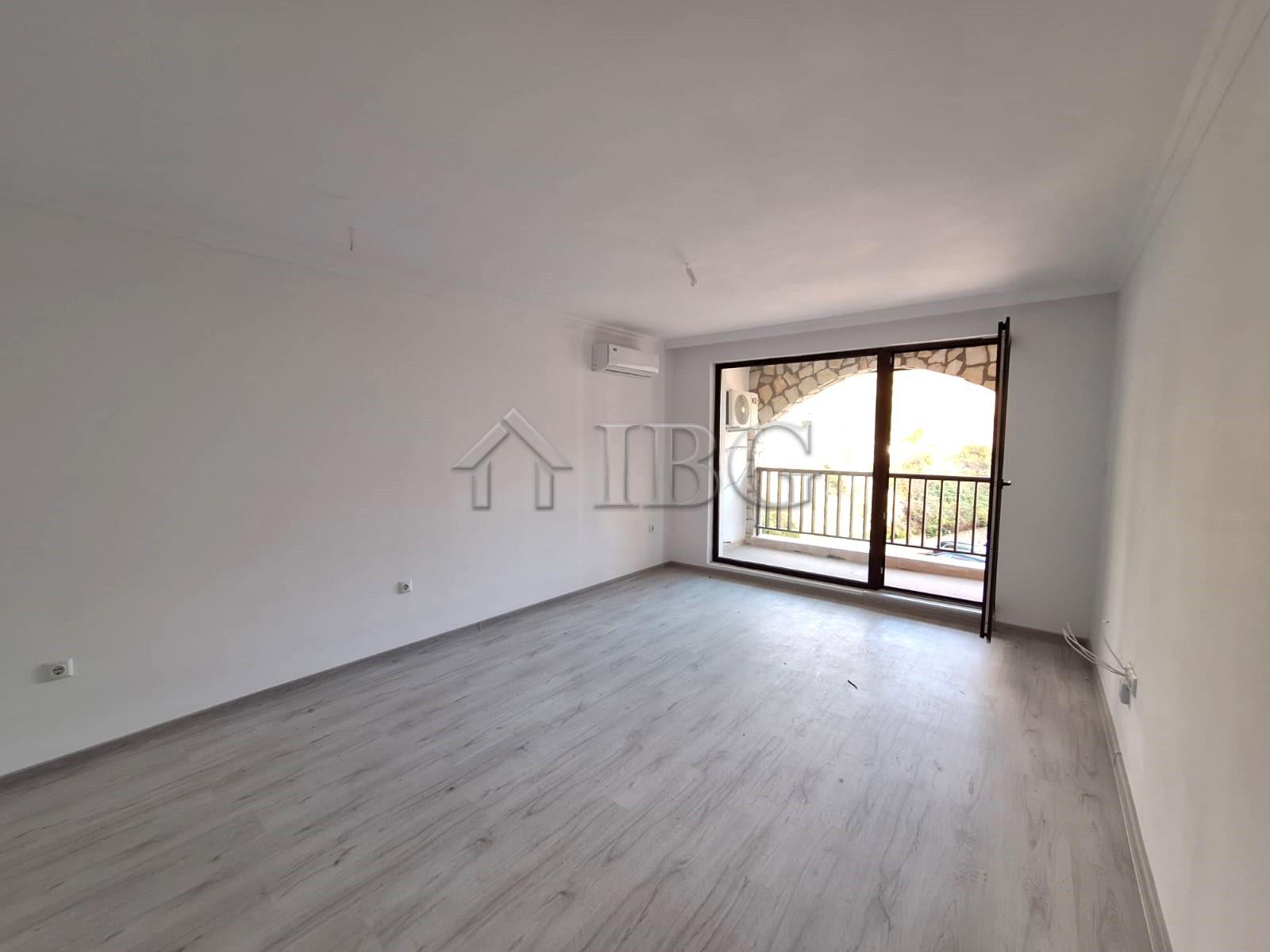 2-Bedroom Apartment with Forest & Partial Sea View in Etara 4 Sveti Vlas — photo 5 of 25