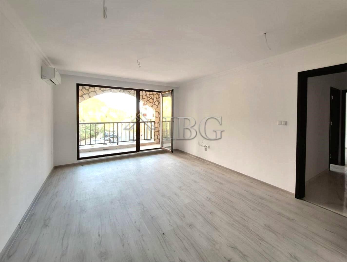2-Bedroom Apartment with Forest & Partial Sea View in Etara 4 Sveti Vlas — photo 2