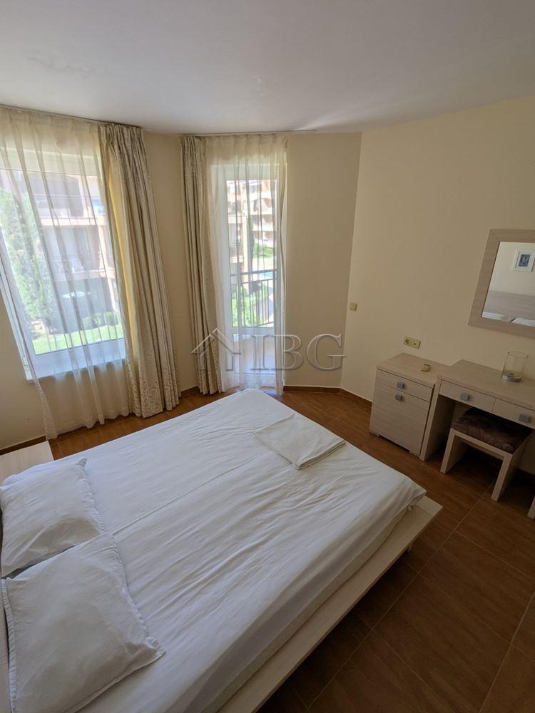Two-Bedroom Apartment with Pool View in Panorama Dreams, Sveti Vlas — photo 11 of 14