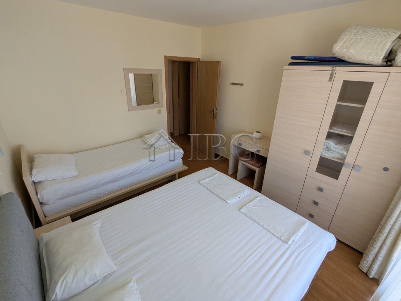 Two-Bedroom Apartment with Pool View in Panorama Dreams, Sveti Vlas — photo 12 of 14