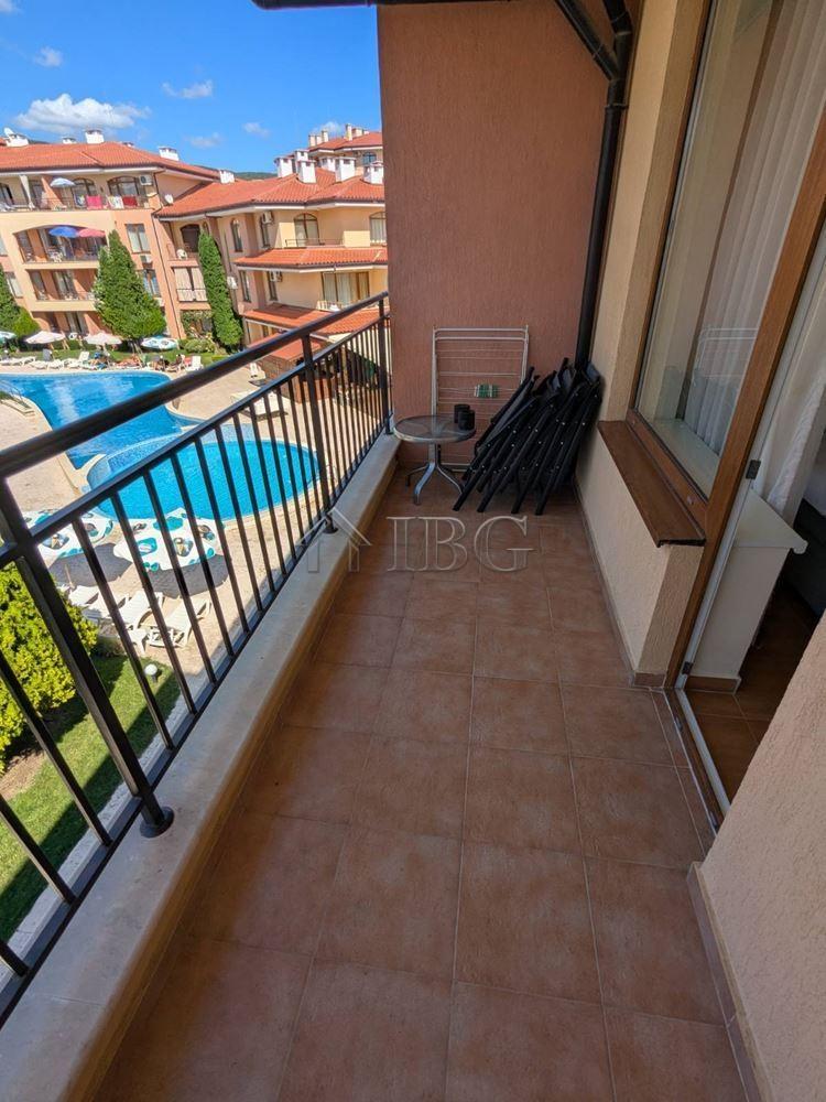 Two-Bedroom Apartment with Pool View in Panorama Dreams, Sveti Vlas — photo 4 of 14