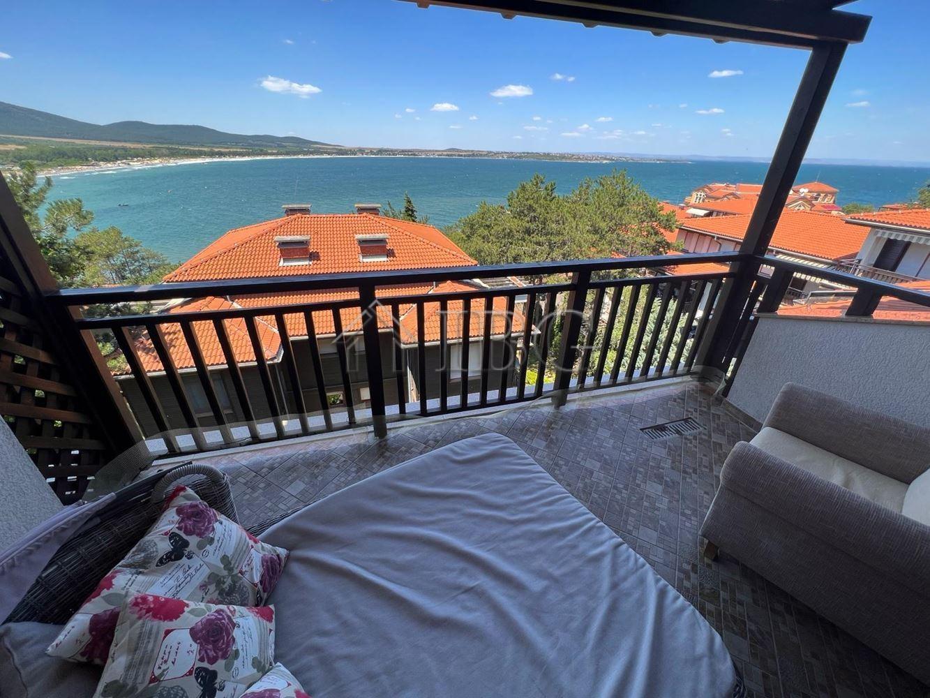 Luxurious Two-Bedroom Apartment with Panoramic Sea Views in Santa Marina, Sozopol — photo 5 of 25