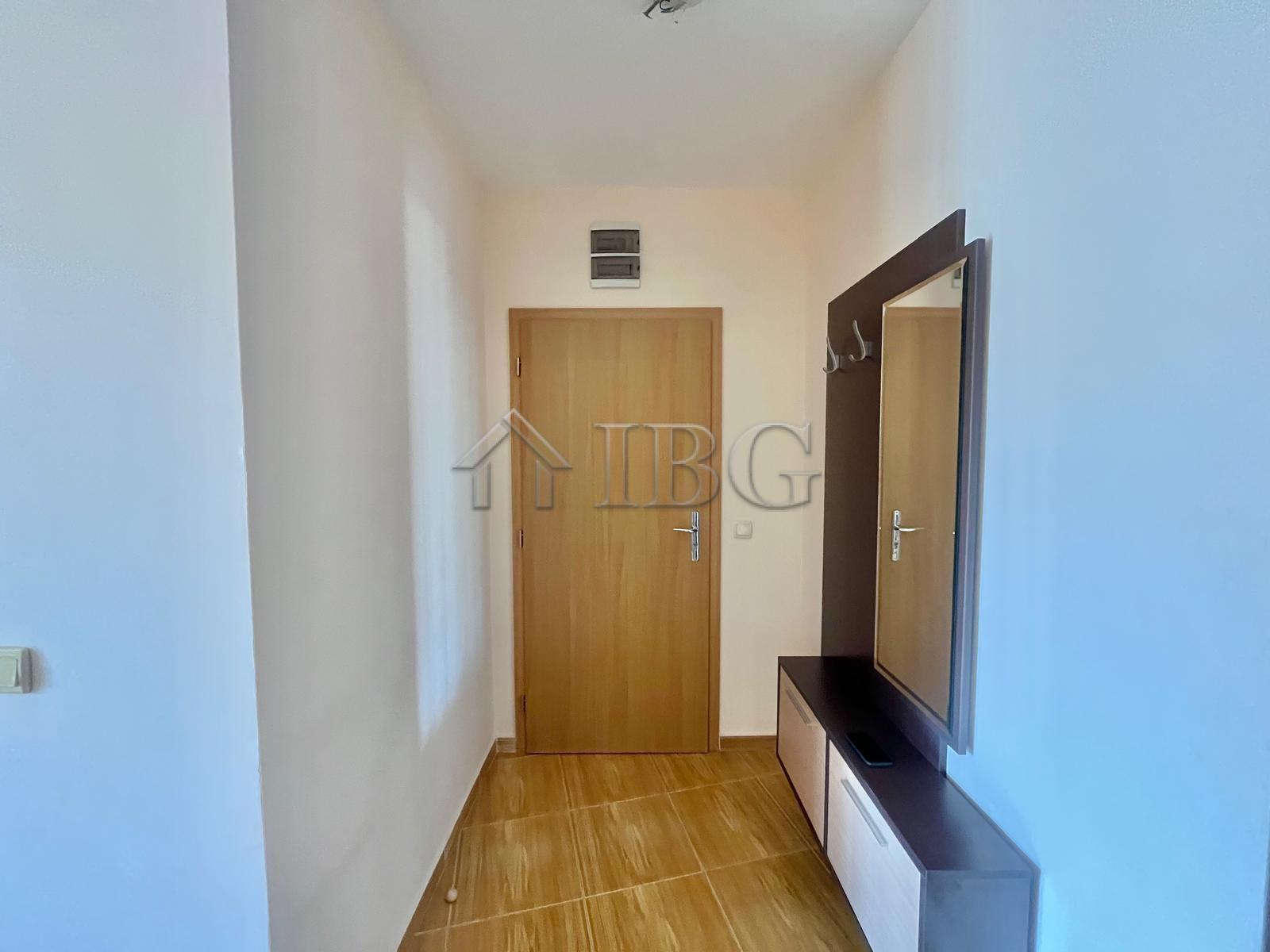 Spacious 2-Bedroom Apartment in Panorama Dreams, Sveti Vlas — photo 13 of 15