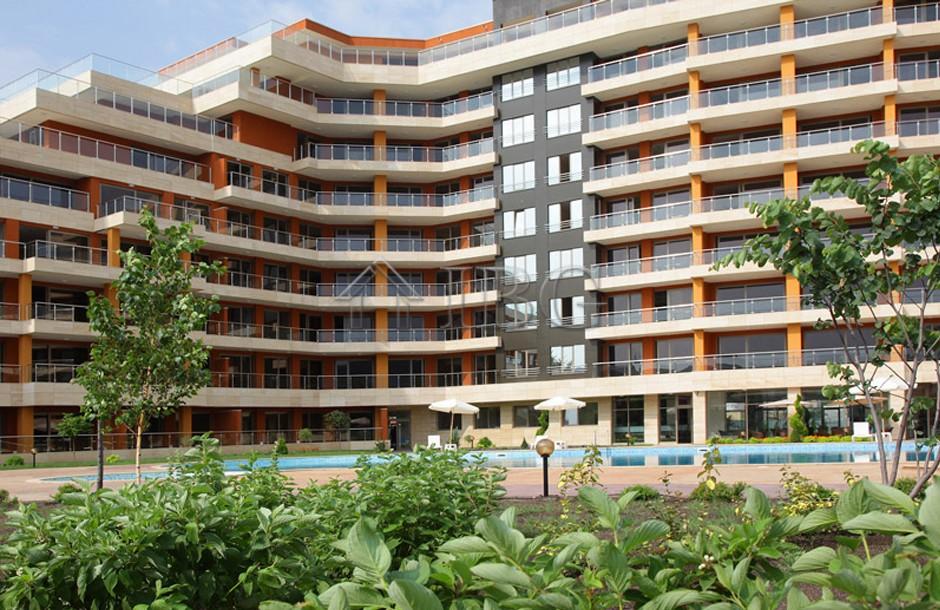 2-Bedroom Apartment in Peter House Complex, Sunny Beach — photo 14 of 15