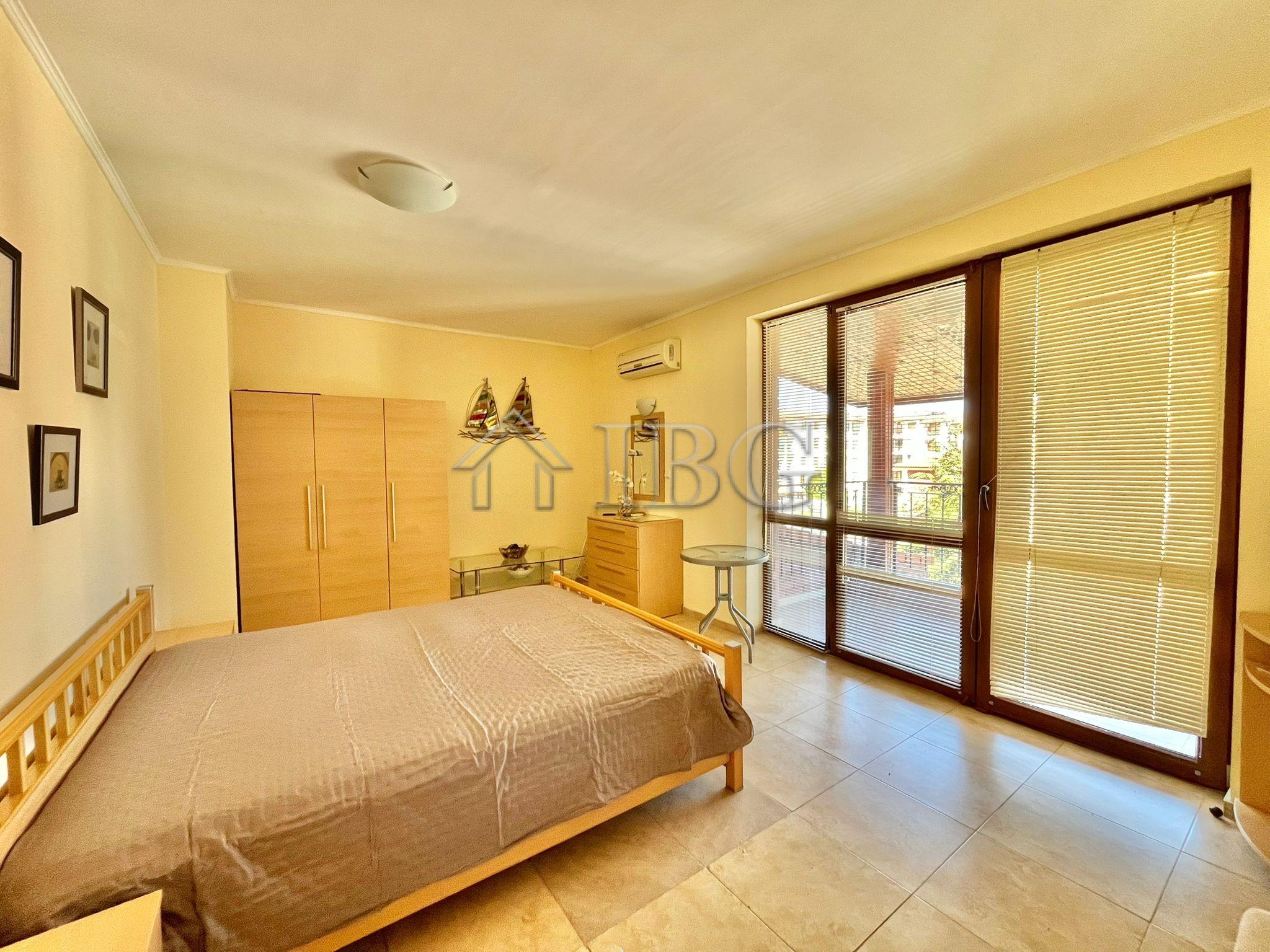 Spacious 3-Bedroom Apartment in Apollon 4, Ravda — photo 12 of 18