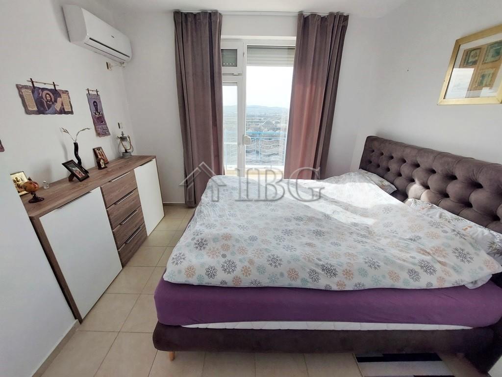 3-Bedroom Maisonette Apartment in Sunny Day 3 Complex, Sunny Beach — photo 2