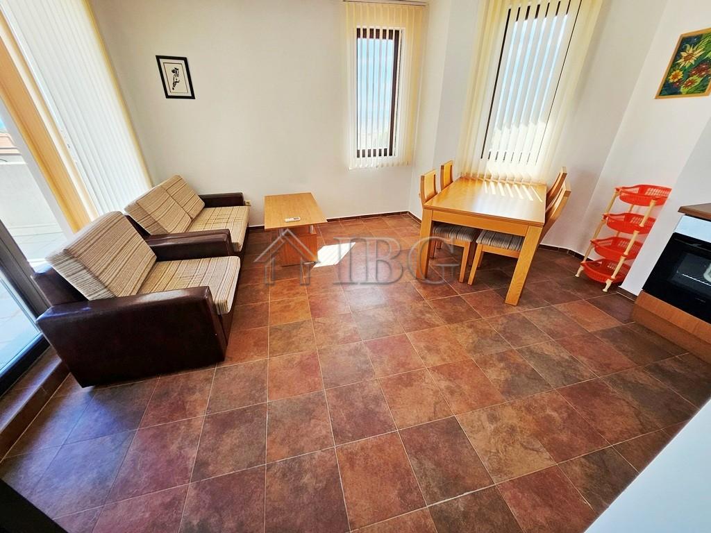 1-Bedroom Apartment in Bay View Villas, Sunny Beach — photo 7 of 16